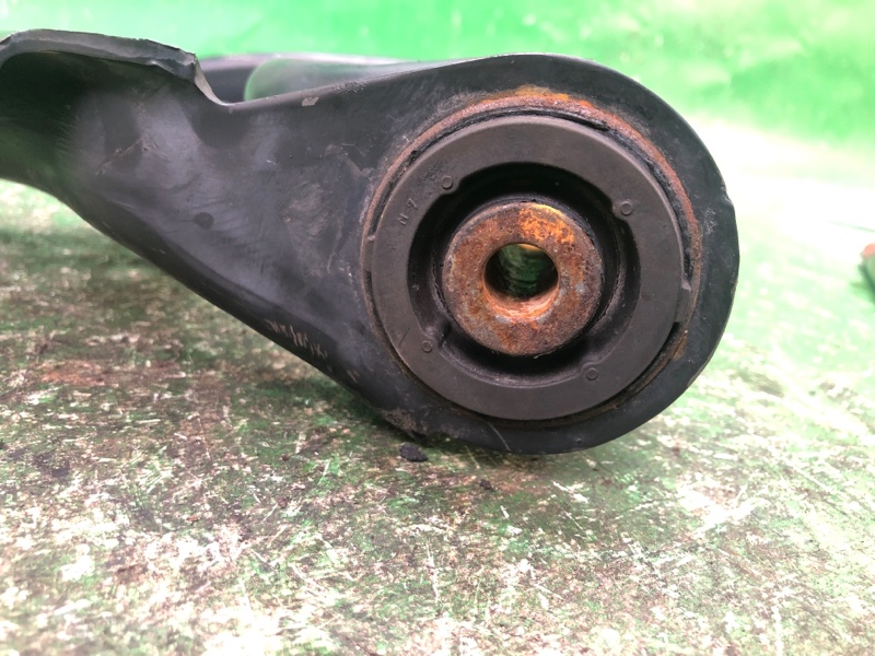 Рычаг задней подвески поперечный верхний задний левый TLX 14-17 2016 Седан 2.4L 4