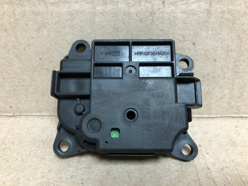 Моторчик заслонки печки левый QX60/JX35 12-20 2016 L50 3.5 VQ35DE