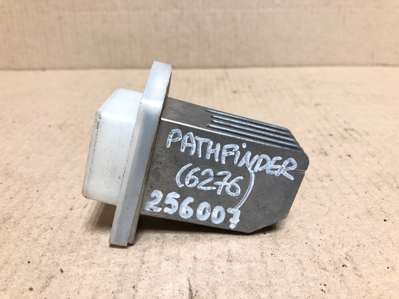 Резистор печки NISSAN PATHFINDER R52 12-21 2020 R52 3.5 27761-4BA0A Б/У