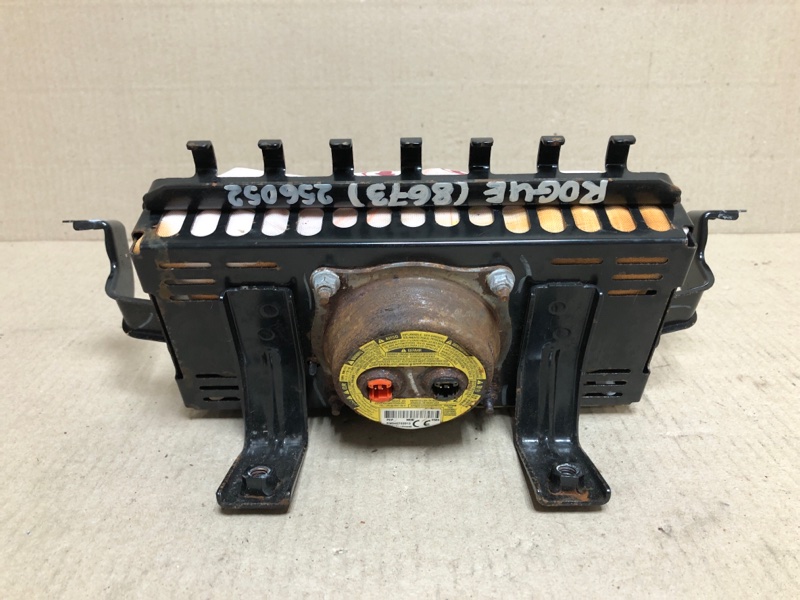 Подушка безопасности пассажира X-TRAIL/ROGUE T32 13-20 2016 T32 2.5 QR25DE