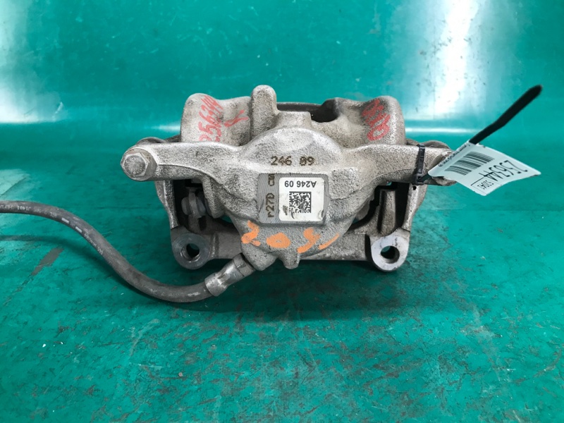 Суппорт тормозной передний левый QX30 16-20 2018 Внедорожник 2.0 20PET