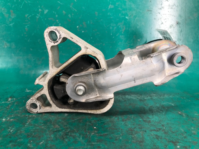 Подушка двигателя правая INFINITI QX30 16-20 Внедорожник 2.0 20PET