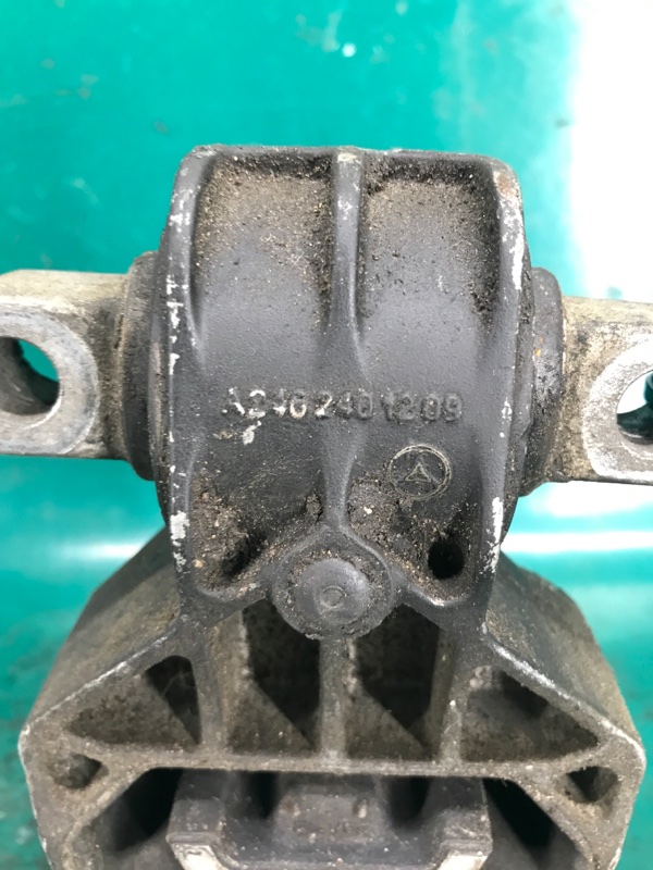 Подушка двигателя нижняя задняя левая QX30 16-20 2018 Внедорожник 2.0 20PET