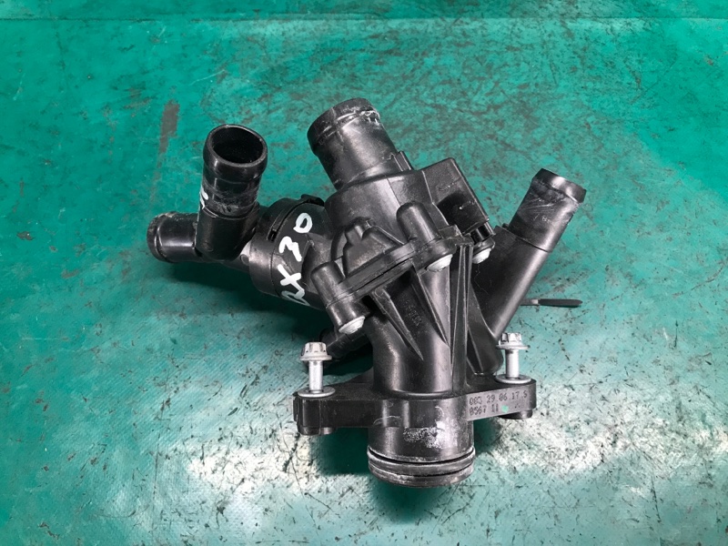 Термостат INFINITI QX30 16-20 2018 Внедорожник 2.0 20PET 21200-HG00F Б/У