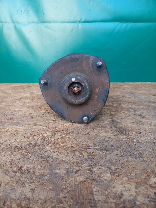 Амортизатор передний левый SORENTO XM 09-14 2010 Внедорожник 2.4 G4KE