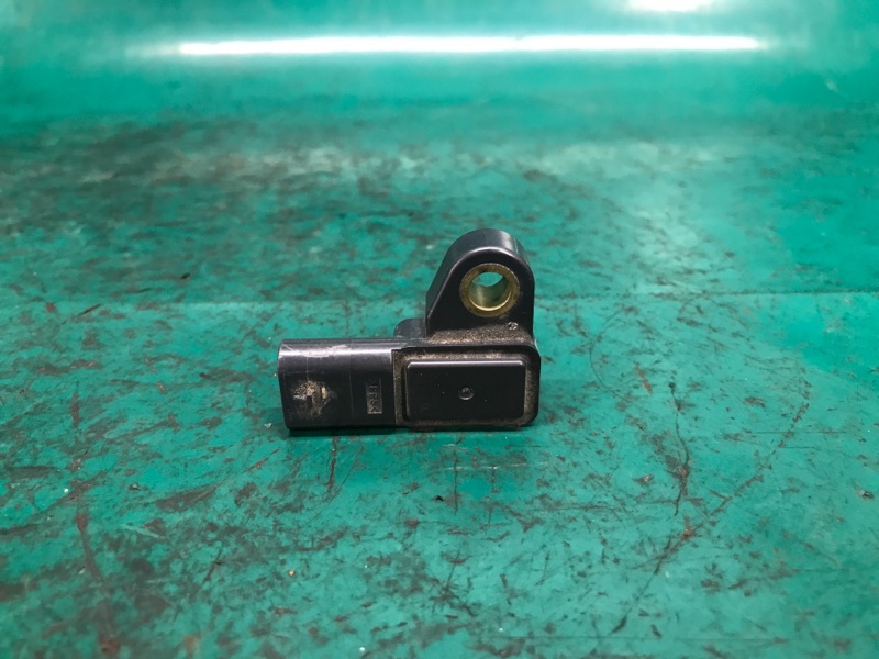 Запчасть датчик абсолютного давления (map sensor) INFINITI QX30 16-20 2018 Внедорожник 2.0 20PET 22630-HG00F Б/У Датчик абсолютного давления (MAP sensor) INFINITI QX30 16-20 2018 Внедорожник 2.0 20PET 22630-HG00F Б/У