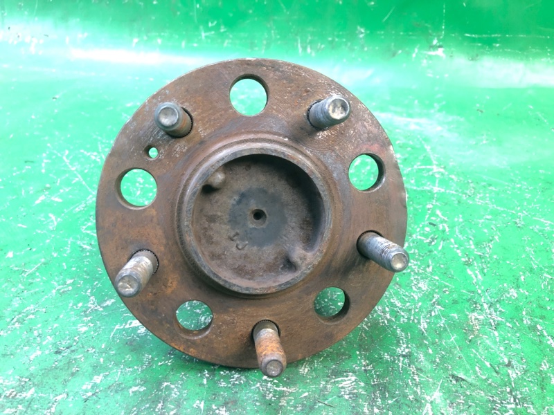 Ступица задняя левая HYUNDAI SONATA NF 04-10 G4KC 2.4 Ступица задняя левая HYUNDAI SONATA NF 04-10 G4KC 2.4