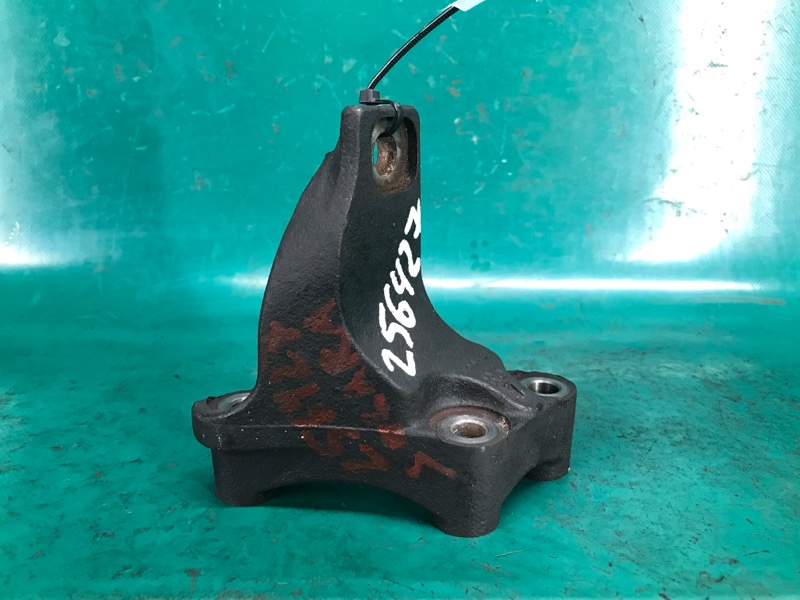 Запчасть кронштейн двигателя правый TOYOTA SOLARA 03-09 COUPE 2.4 2AZFE 12315-0H080 Б/У Кронштейн двигателя правый TOYOTA SOLARA 03-09 COUPE 2.4 2AZFE 12315-0H080 Б/У