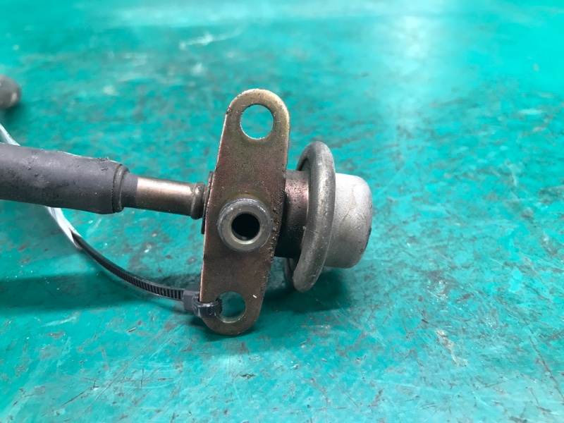 Клапан давления топлива NISSAN ALTIMA L31 01-06 3.5 VQ35DE