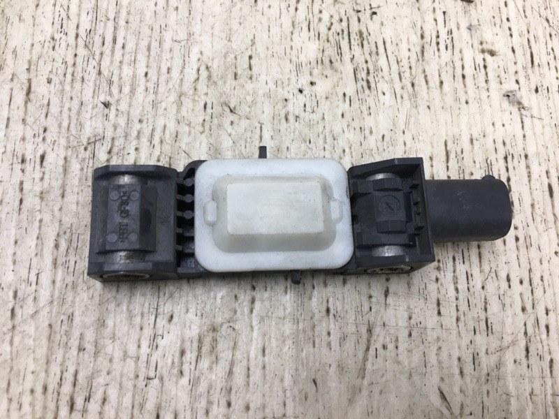 Датчик удара передний CHRYSLER 300 04-10 2008 Седан 3.5 EGG 4896173AA Б/У