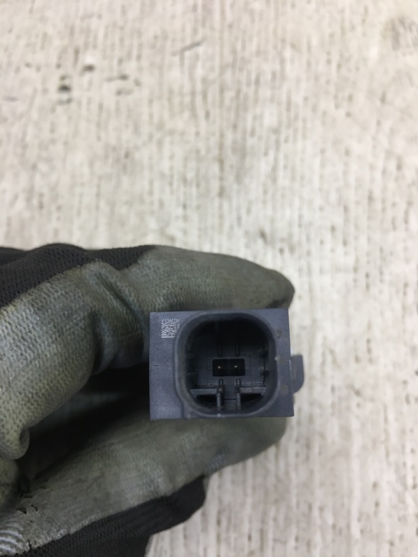 Датчик удара передний 300 04-10 2008 Седан 3.5 EGG