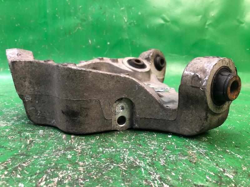 Цапфа задняя левая QX60/JX35 12-20 2017 Внедорожник 3.5 VQ35DD