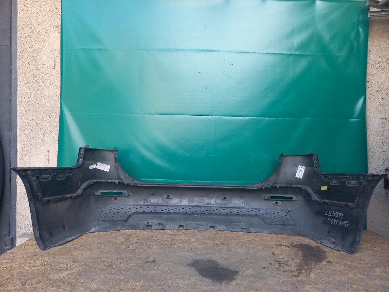 Бампер задний SORENTO XM 09-14 2010 Внедорожник 2.4 G4KE