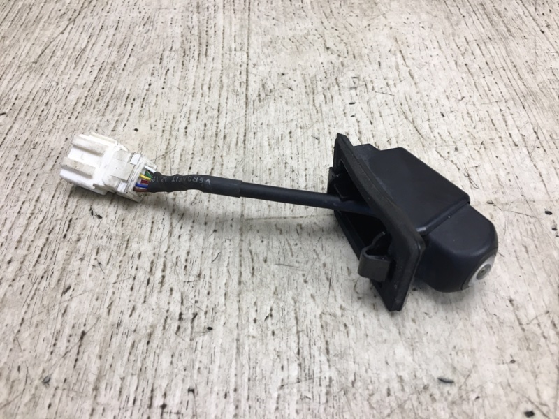 Камера заднего вида RDX 12-19 Камера заднего вида RDX 12-19