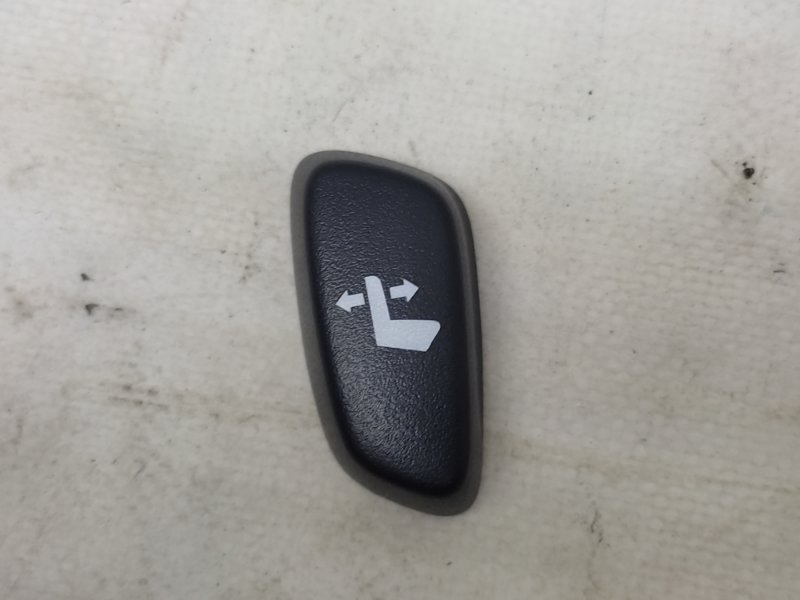 Запчасть кнопка LEXUS GX460 2009- 84921-60170-C0 новая Кнопка LEXUS GX460 2009- 84921-60170-C0 новая