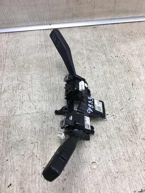 Подрулевой переключатель PASSAT B8 14- 2018 Седан 2.0 DDSA