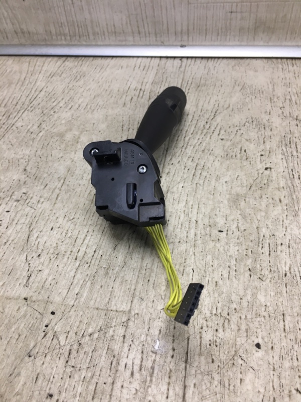 Подрулевой переключатель правый PATRIOT 10-17 2011 Внедорожник 2.4 ED3 Подрулевой переключатель правый PATRIOT 10-17 2011 Внедорожник 2.4 ED3