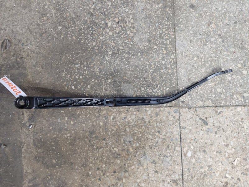 Поводок стеклоочистителя передний правый CAMRY 30 02-06 2004 ACV30 2.4 2AZFE