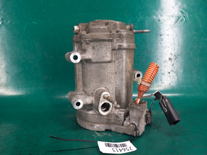 Компрессор кондиционера FUSION 14- 2013 Седан C20EDEF