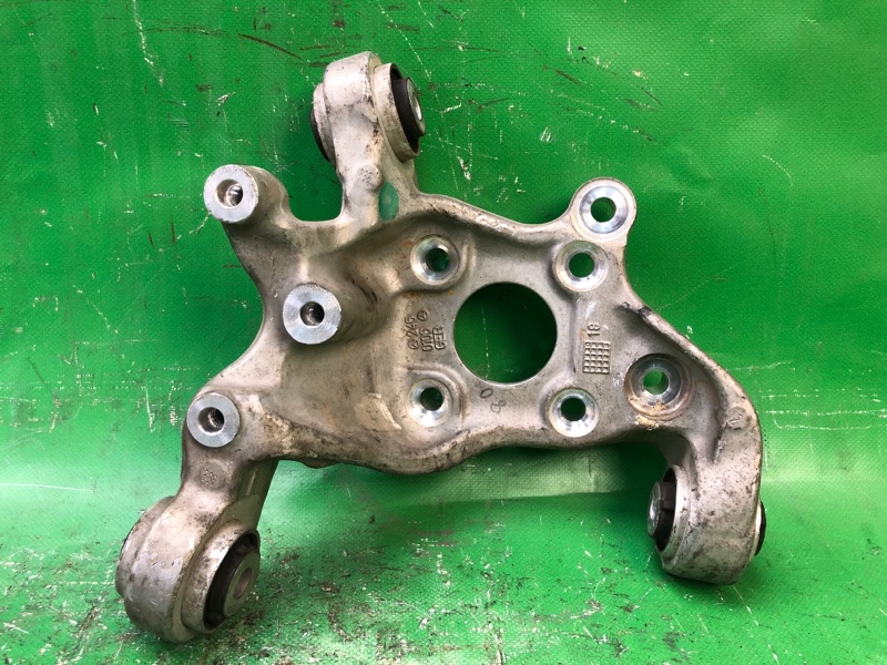 Цапфа задняя правая INFINITI QX30 16-20 430185DE0A Б/У