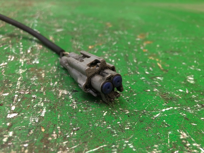 Датчик ABS передний левый LEXUS ES300 96-01 MCV20 3.0 1MZFE