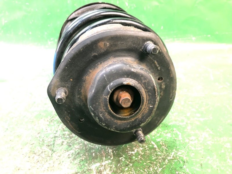 Амортизатор передний правый LEXUS ES300 96-01 MCV20 3.0 1MZFE