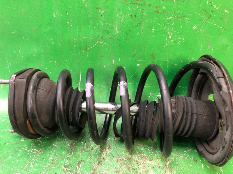 Амортизатор задний правый ES300 96-01 1998 MCV20 3.0 1MZFE