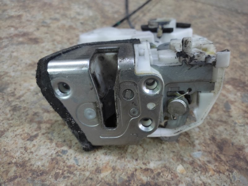 Замок двери задний левый SWIFT 04-11