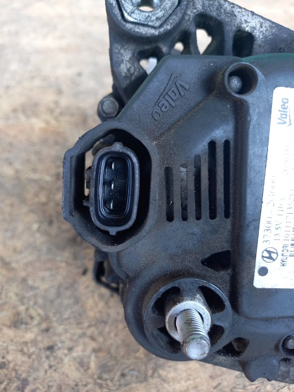 Генератор SORENTO XM 09-14 2010 Внедорожник 2.4 G4KE