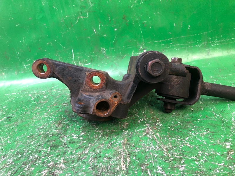 Цапфа задняя правая LEXUS ES300 96-01 MCV20 3.0 1MZFE