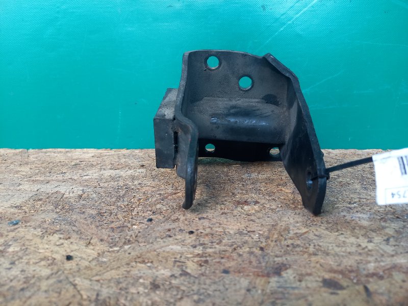 Кронштейн КПП передний SORENTO XM 09-14 2010 Внедорожник 2.4 G4KE