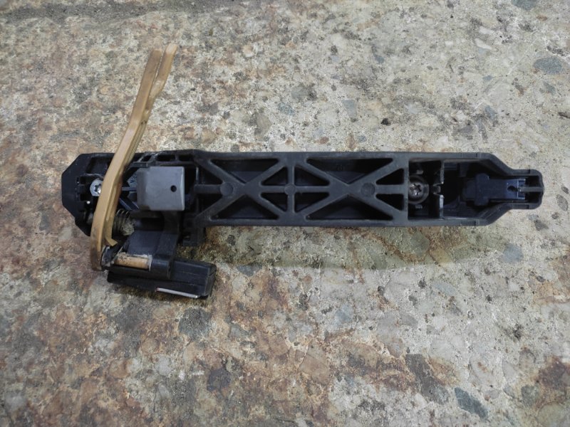 Ручка двери наружная задняя правая PRIUS - 20 03-11 Ручка двери наружная задняя правая PRIUS - 20 03-11