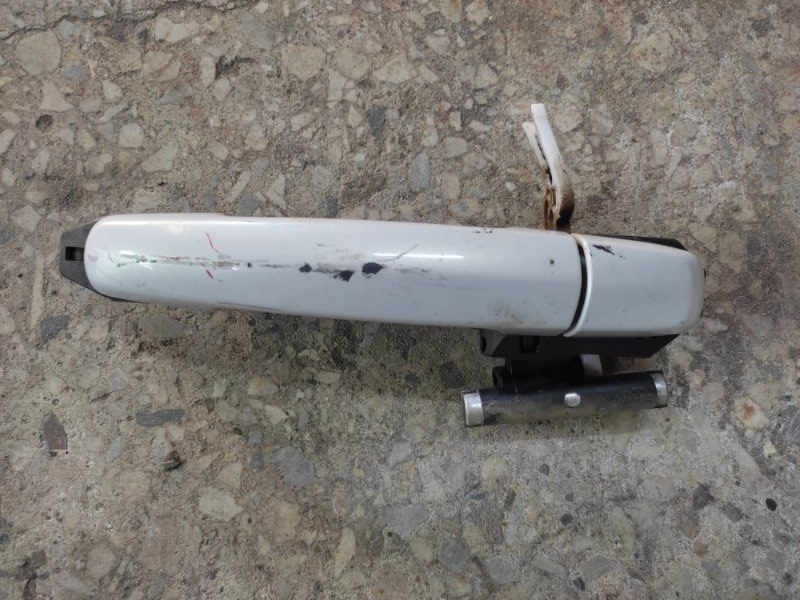 Ручка двери наружная задняя правая SUZUKI GRAND VITARA 05-15 82812-63J00-ZMA Б/У