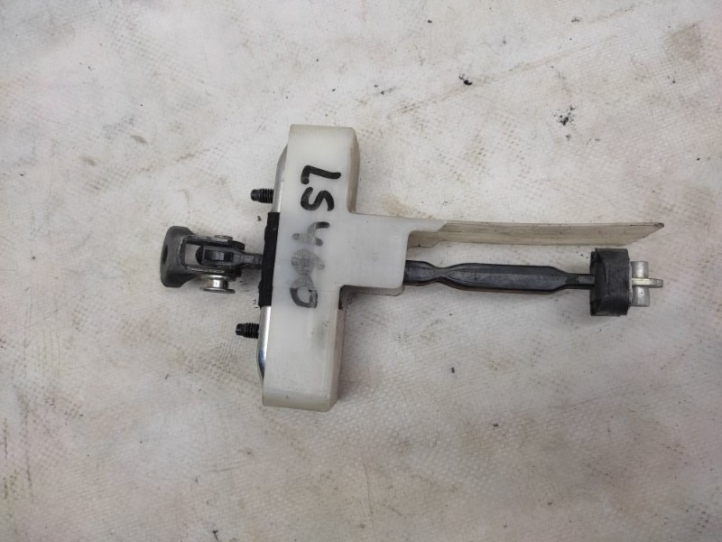 Ограничитель двери задний левый LS460 06-12