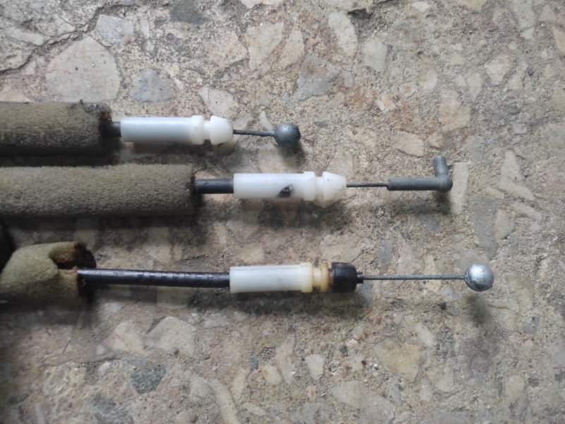 Замок двери задний левый G25/G35/G37/Q40 06-14