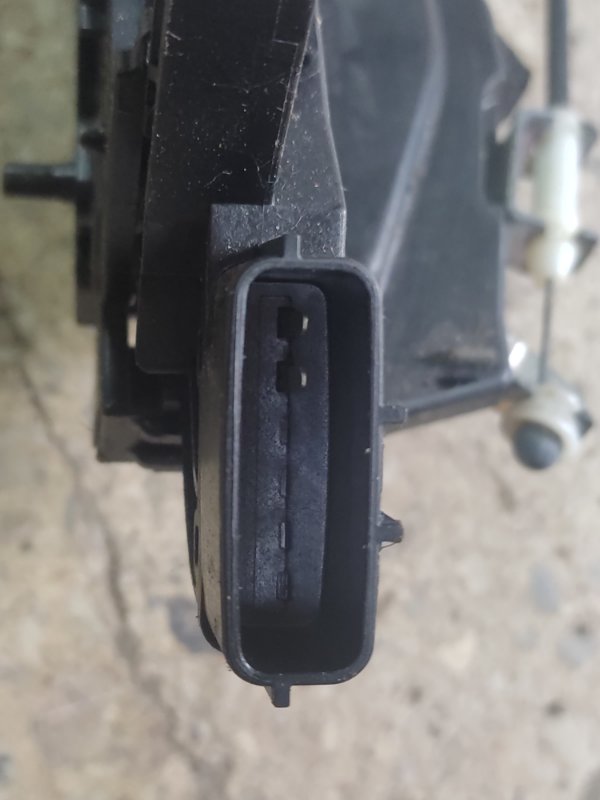 Замок двери задний левый INFINITI G25/G35/G37/Q40 06-14