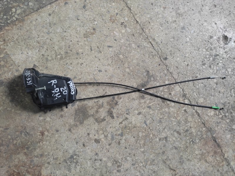 Замок двери задний правый TOYOTA PRIUS - 20 03-11 6905047050 Б/У