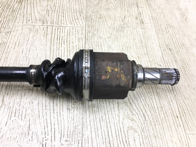 Привод передний передний левый NV200 USA 13- 2017 M20X 2.0 MR20DE