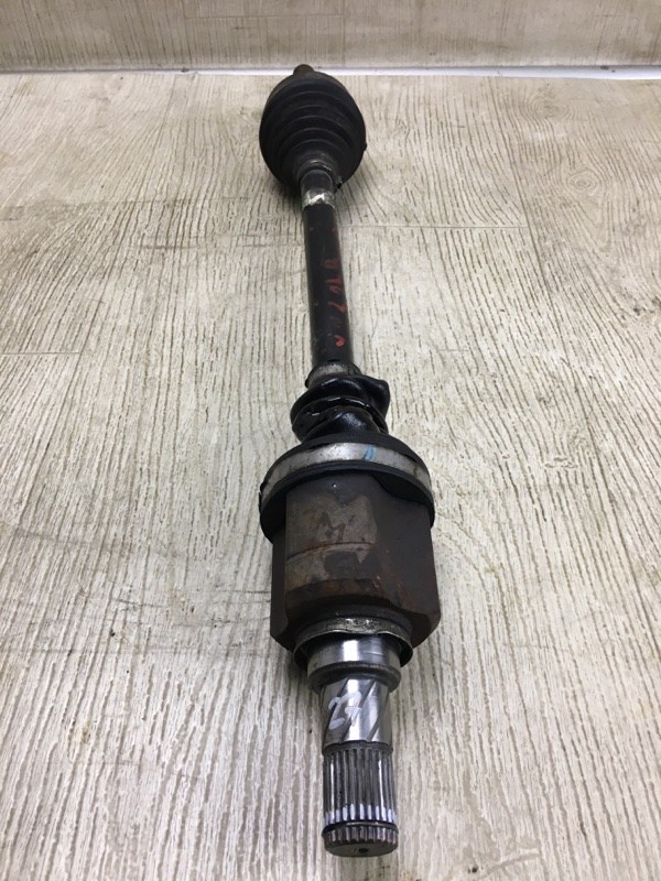 Привод передний передний левый NV200 USA 13- 2017 M20X 2.0 MR20DE