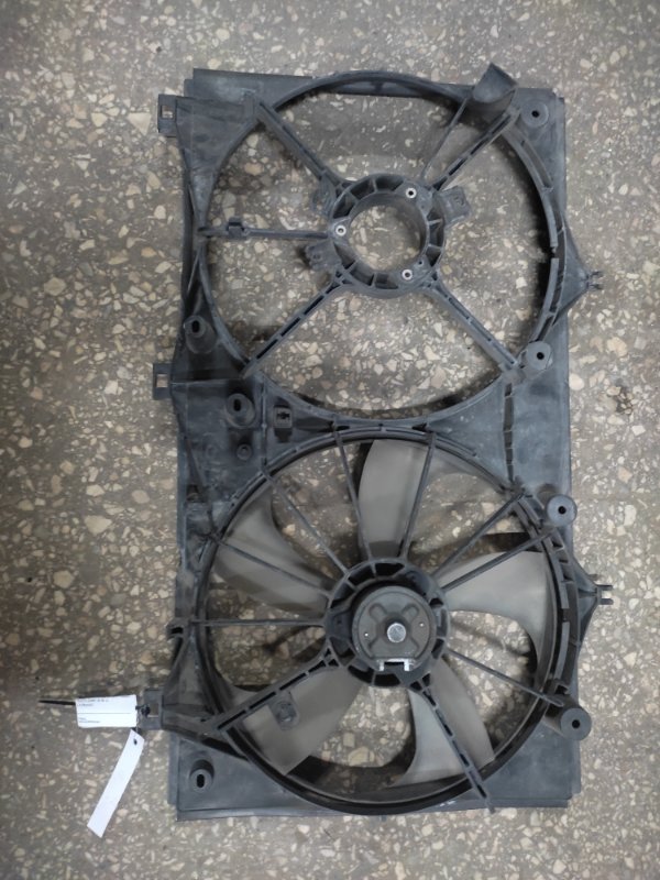 Запчасть диффузор вентилятора основного радиатора TOYOTA CAMRY 40 06-11 4227501051 Б/У Диффузор вентилятора основного радиатора TOYOTA CAMRY 40 06-11 4227501051 Б/У