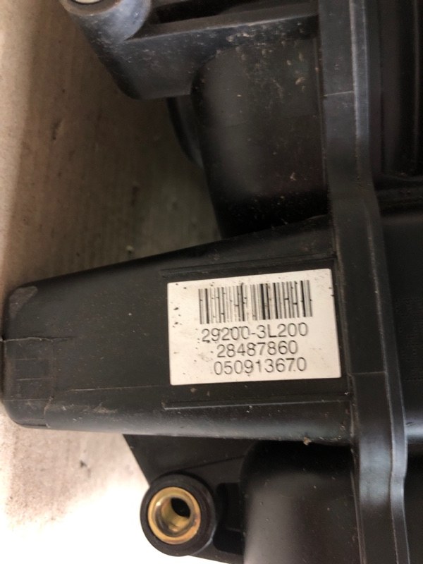 Коллектор впускной SEDONA 14-18 16 YP 3.3 G6DM