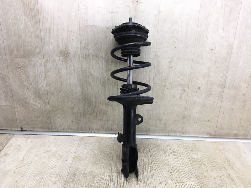 Амортизатор передний левый TOYOTA MATRIX 08-14 2008 Хэтчбек 1.8 2ZRFE 48520-09L40 Б/У