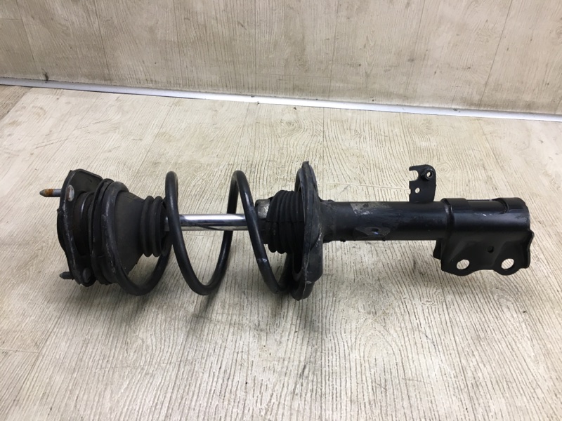 Амортизатор передний левый TOYOTA MATRIX 08-14 Хэтчбек 1.8 2ZRFE