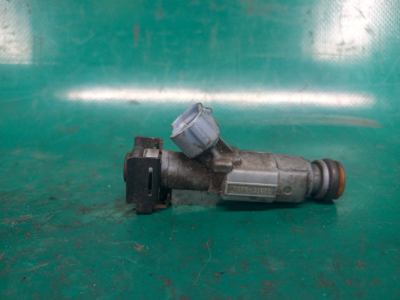 Форсунка топливная KIA SORENTO XM 09-14 Внедорожник 2.4 G4KE Форсунка топливная KIA SORENTO XM 09-14 Внедорожник 2.4 G4KE