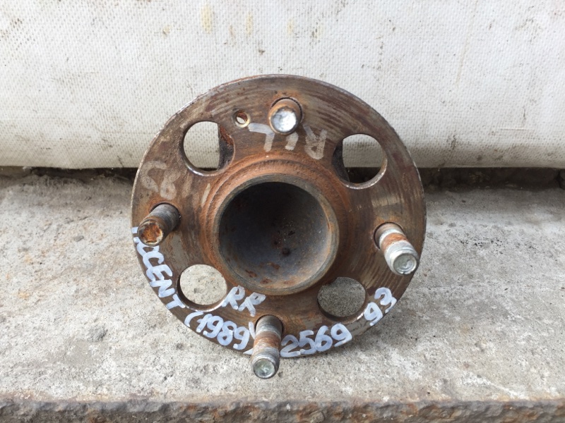 Ступица задняя ACCENT RB 10- 2015 Хетчбек 1.6