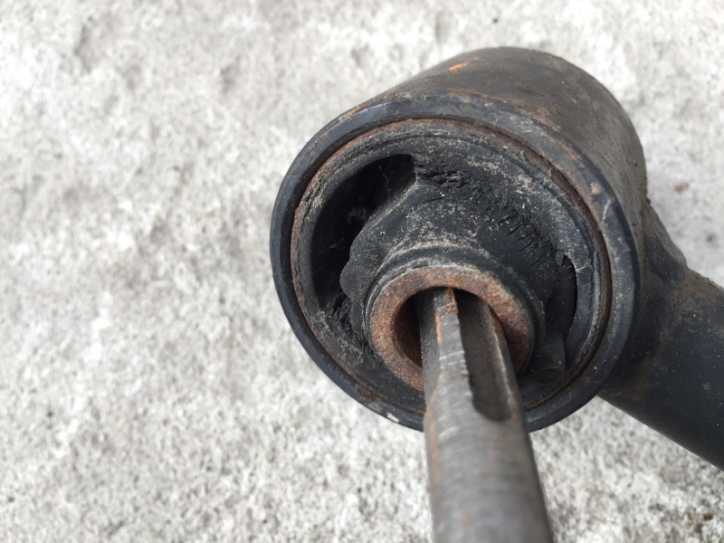 Рычаг задней подвески продольный TOYOTA CAMRY 30 02-06 Седан 2.4 2AZFE Рычаг задней подвески продольный TOYOTA CAMRY 30 02-06 Седан 2.4 2AZFE