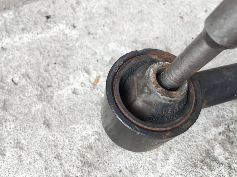 Рычаг задней подвески продольный CAMRY 30 02-06 2006 Седан 2.4 2AZFE Рычаг задней подвески продольный CAMRY 30 02-06 2006 Седан 2.4 2AZFE