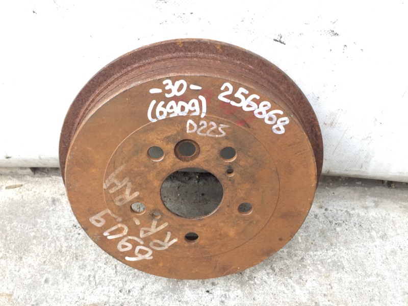 Тормозной барабан CAMRY 30 02-06 2006 Седан 2.4 2AZFE Тормозной барабан CAMRY 30 02-06 2006 Седан 2.4 2AZFE