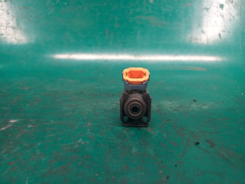 Форсунка топливная SORENTO XM 09-14 2010 Внедорожник 2.4 G4KE Форсунка топливная SORENTO XM 09-14 2010 Внедорожник 2.4 G4KE