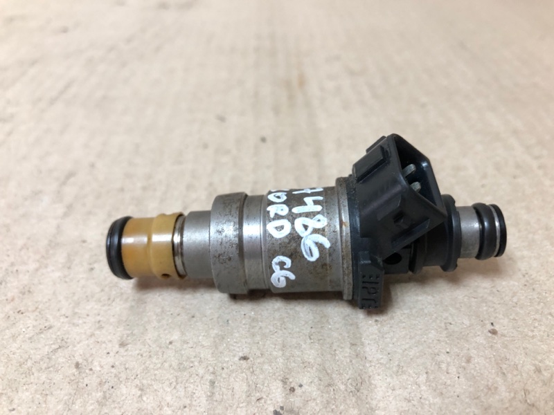 Форсунка топливная HONDA ACCORD CG 97-02 1999 CG1 3.0 J30A1 06164-P8A-A00 Б/У